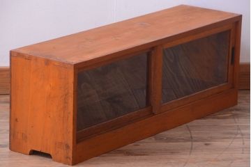 アンティーク家具　アンティーク　小ぶりでシンプルなローボード(テレビボード)(2)