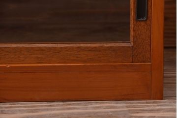 アンティーク家具　アンティーク　小ぶりでシンプルなローボード(テレビボード)(3)