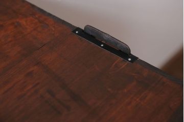 アンティーク家具　和製アンティーク　鉄脚付き!シンプルな桐箪笥ローボード(1、桐たんす)