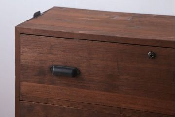 アンティーク家具　和製アンティーク　鉄脚付き!シンプルな桐箪笥ローボード(1、桐たんす)