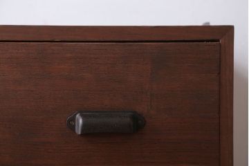 アンティーク家具　和製アンティーク　鉄脚付き!シンプルな桐箪笥ローボード(1、桐たんす)