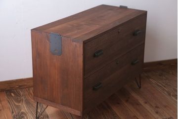 アンティーク家具　和製アンティーク　鉄脚付き!シンプルな桐箪笥ローボード(2)