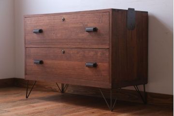 アンティーク家具　和製アンティーク　鉄脚付き!シンプルな桐箪笥ローボード(2)