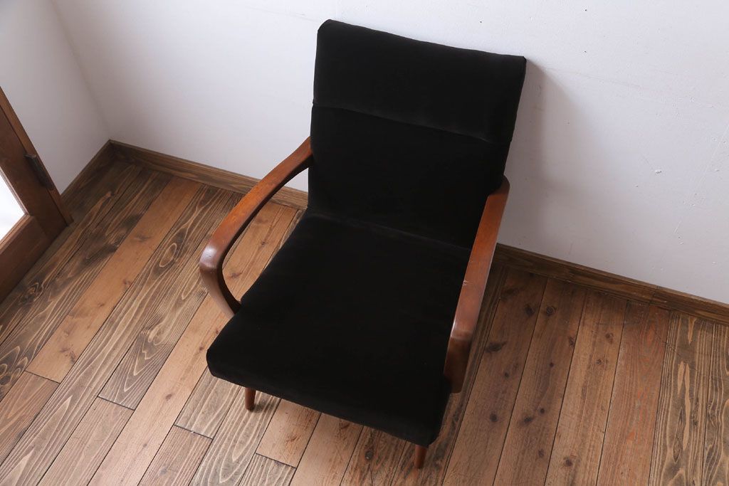 アンティーク家具　アンティーク　シンプルな1人掛けアームソファ(1)