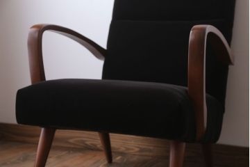 アンティーク家具　アンティーク　シンプルな1人掛けアームソファ(1)