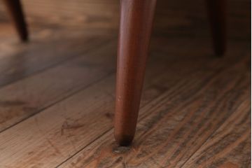 アンティーク家具　アンティーク　シンプルな1人掛けアームソファ(1)