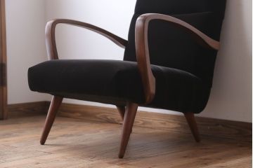 アンティーク家具　アンティーク　シンプルな1人掛けアームソファ(2)