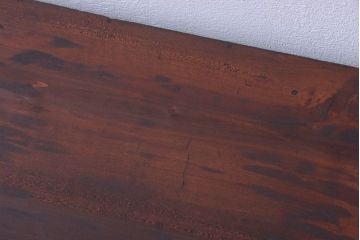 アンティーク家具　和製アンティーク　前面栗材の鉄脚付き時代箪笥ローボード(1)