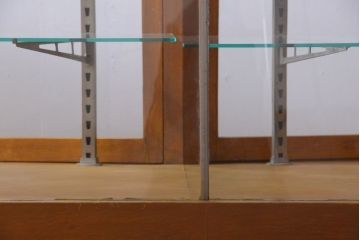 アンティーク家具　和製アンティーク　特大サイズ!モールガラス入りの珍しい曲げガラスショーケース
