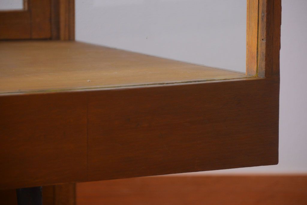 アンティーク家具　和製アンティーク　特大サイズ!モールガラス入りの珍しい曲げガラスショーケース