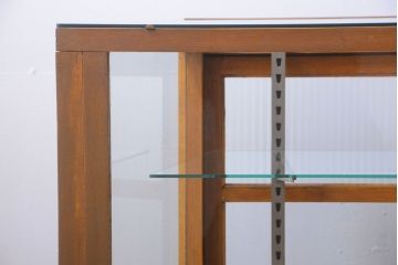 アンティーク家具　和製アンティーク　特大サイズ!モールガラス入りの珍しい曲げガラスショーケース