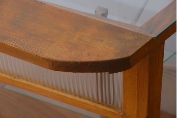 アンティーク家具　和製アンティーク　特大サイズ!モールガラス入りの珍しい曲げガラスショーケース