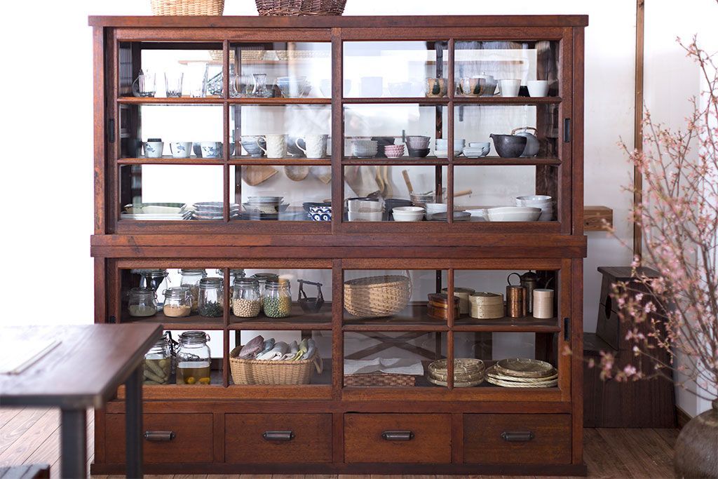 アンティーク家具　アンティーク　二段重ねの大きな両面戸棚