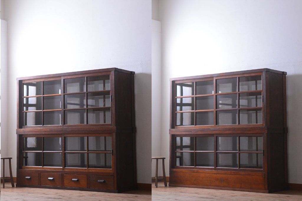 アンティーク家具　アンティーク　二段重ねの大きな両面戸棚