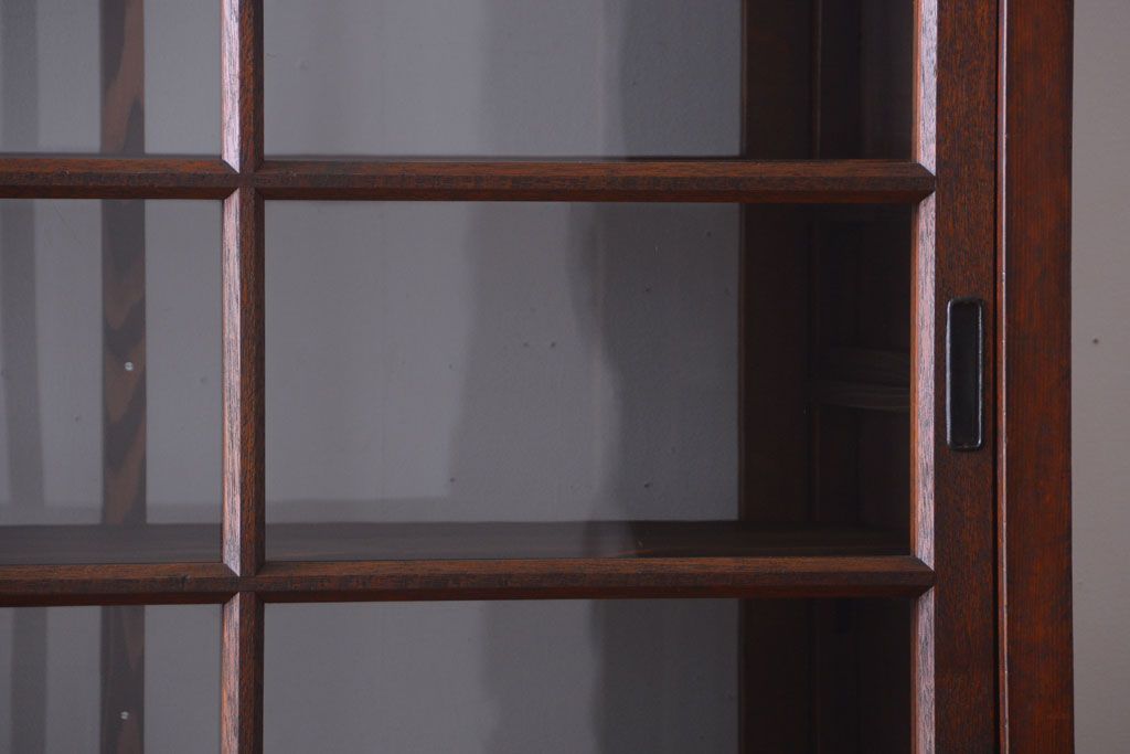 アンティーク家具　アンティーク　二段重ねの大きな両面戸棚