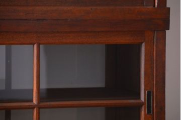 アンティーク家具　アンティーク　二段重ねの大きな両面戸棚