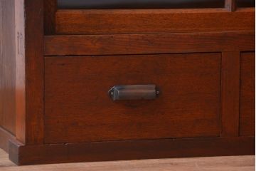 アンティーク家具　アンティーク　二段重ねの大きな両面戸棚