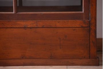 アンティーク家具　アンティーク　二段重ねの大きな両面戸棚