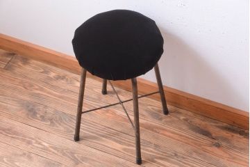 アンティーク家具　和製アンティーク　古い鉄脚のスツール(1)