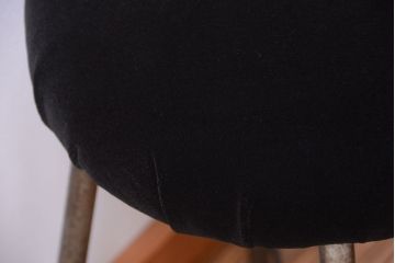 アンティーク家具　和製アンティーク　古い鉄脚のスツール(1)