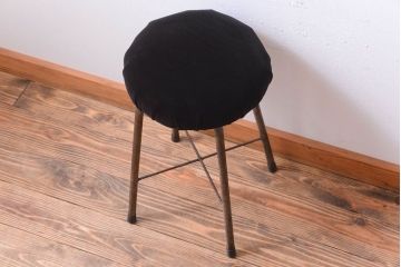 アンティーク家具　和製アンティーク　古い鉄脚のスツール(2)