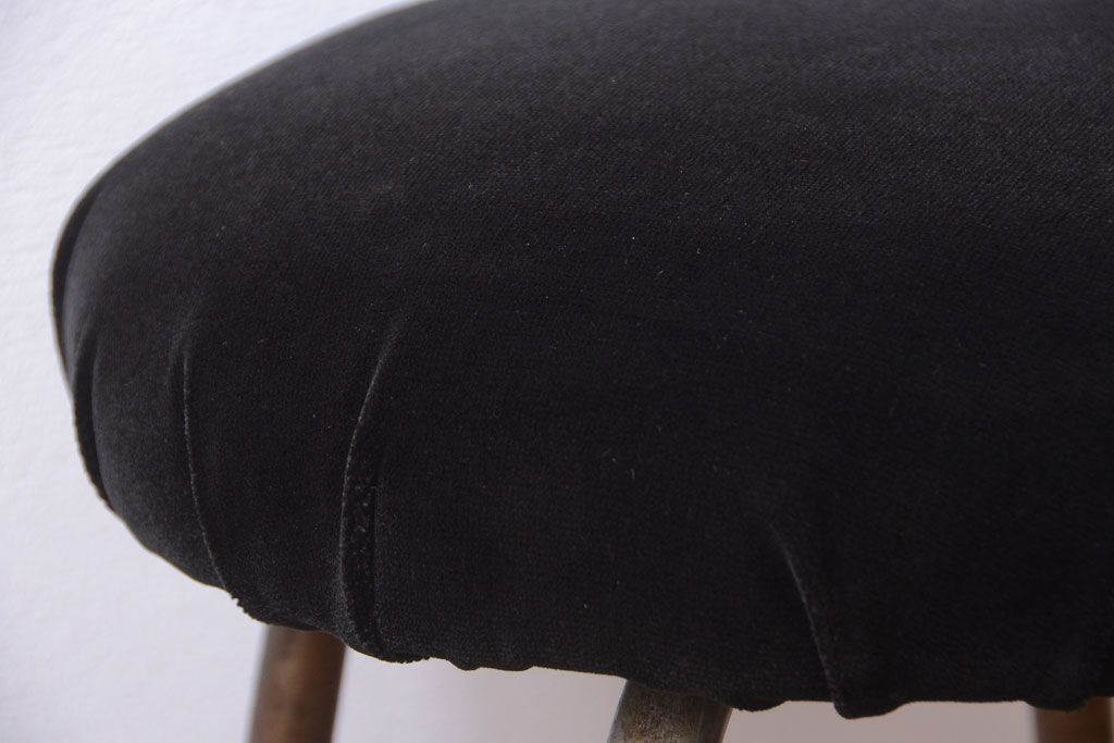 アンティーク家具　和製アンティーク　古い鉄脚のスツール(2)