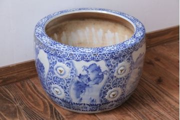 アンティーク雑貨　古民具・骨董　図柄の美しいアンティーク瀬戸火鉢