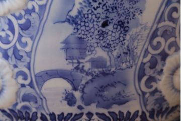 アンティーク雑貨　古民具・骨董　図柄の美しいアンティーク瀬戸火鉢