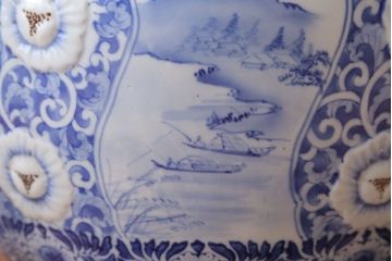 アンティーク雑貨　古民具・骨董　図柄の美しいアンティーク瀬戸火鉢