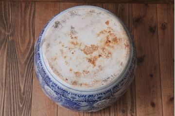 アンティーク雑貨　古民具・骨董　図柄の美しいアンティーク瀬戸火鉢