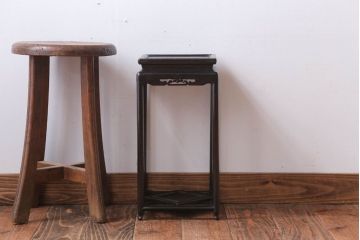 アンティーク雑貨　和製アンティーク　唐木材の上品な花台