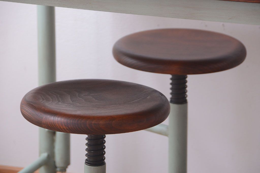 ラフジュ工房オリジナル 4脚格納スツールの作業台(テーブル・机)(2)