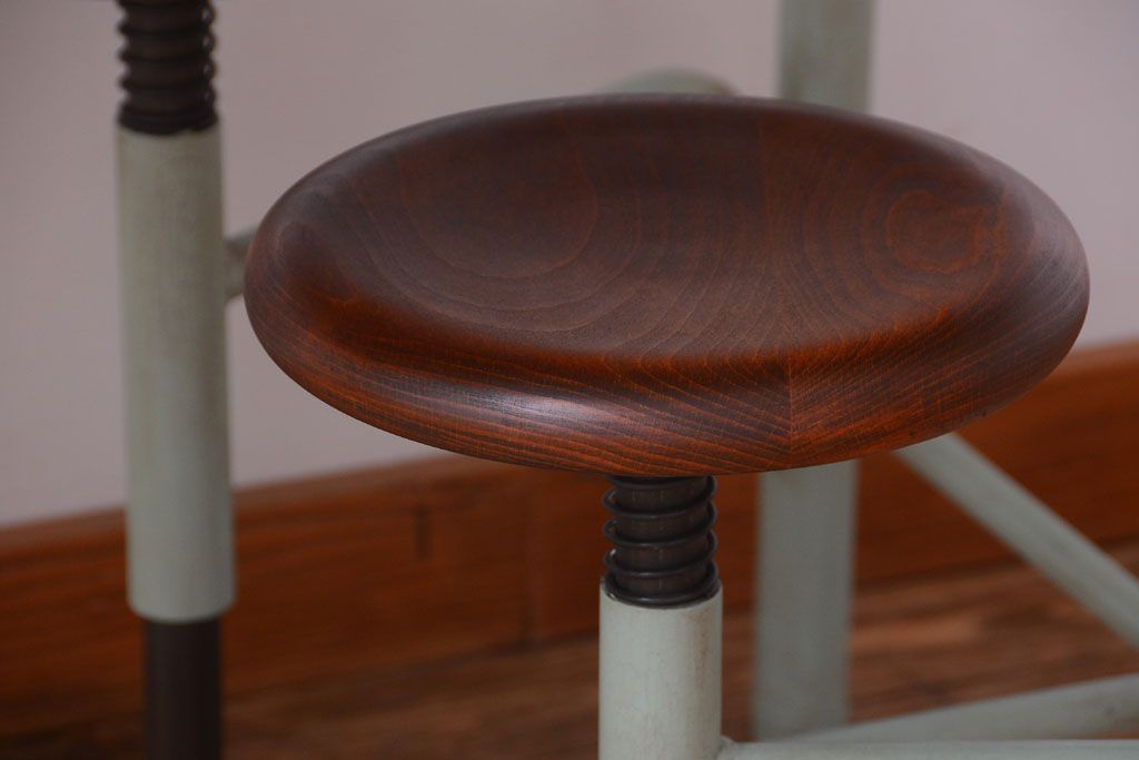 ラフジュ工房オリジナル 4脚格納スツールの作業台(テーブル・机)(2)