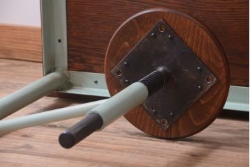 ラフジュ工房オリジナル 4脚格納スツールの作業台(テーブル・机)(2)