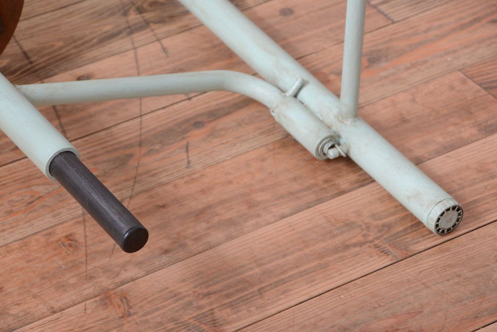 ラフジュ工房オリジナル 4脚格納スツールの作業台(テーブル・机)(2)