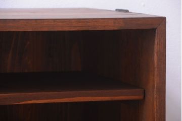 アンティーク家具　和製アンティーク　引き出し3杯付きの鉄脚ローボード