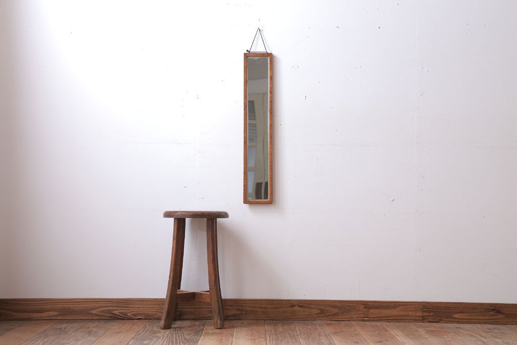 アンティーク雑貨　アンティーク　幅の狭い縦型のミラー