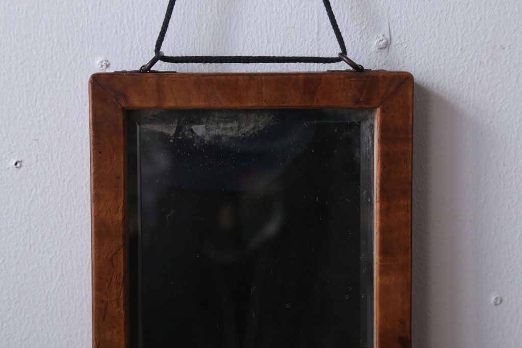 アンティーク雑貨　アンティーク　幅の狭い縦型のミラー