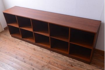 アンティーク家具　和製アンティーク　特大サイズ!古い木の重厚なマス目棚(収納棚、飾り棚)