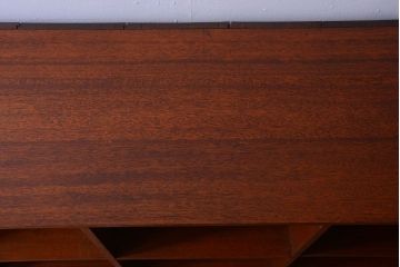 アンティーク家具　和製アンティーク　特大サイズ!古い木の重厚なマス目棚(収納棚、飾り棚)