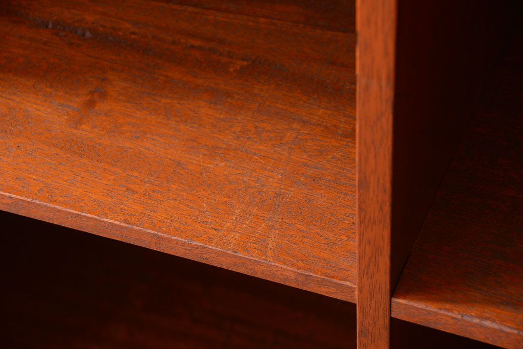 アンティーク家具　和製アンティーク　特大サイズ!古い木の重厚なマス目棚(収納棚、飾り棚)