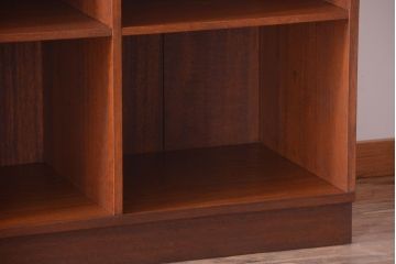 アンティーク家具　和製アンティーク　特大サイズ!古い木の重厚なマス目棚(収納棚、飾り棚)