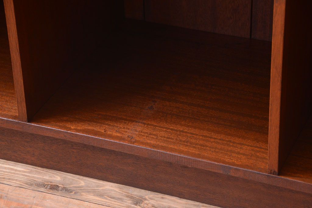 アンティーク家具　和製アンティーク　特大サイズ!古い木の重厚なマス目棚(収納棚、飾り棚)