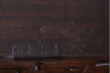 アンティーク家具　古民具・骨董　明治期　重厚な金具のアンティーク帳場箪笥
