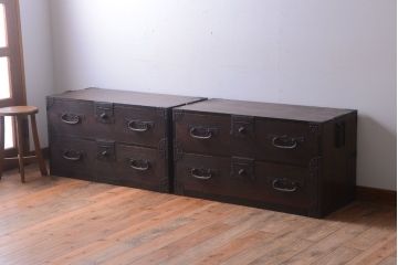 アンティーク家具　古民具・骨董　明治期　重厚な金具のアンティーク衣装箪笥