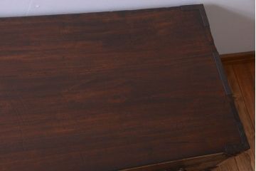 アンティーク家具　古民具・骨董　明治期　重厚な金具のアンティーク衣装箪笥