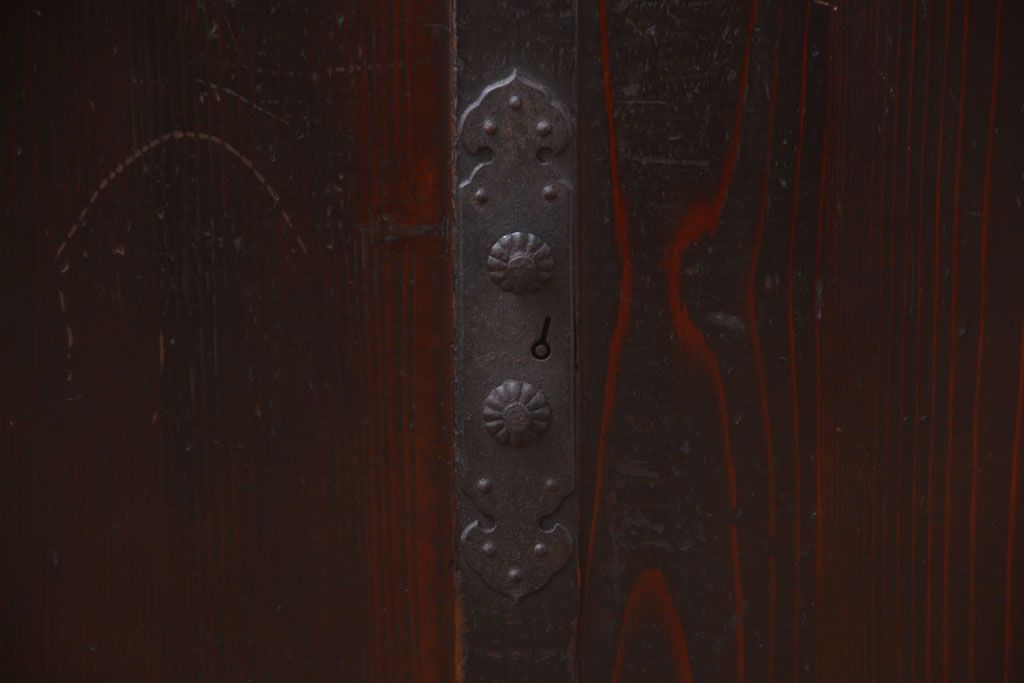 アンティーク家具　古民具・骨董　明治期　古い木のシンプルなアンティーク戸棚