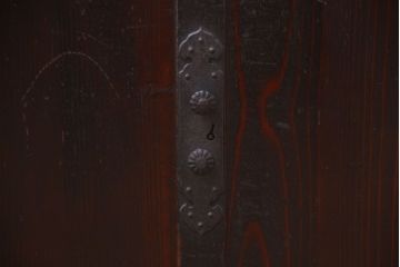 アンティーク家具　古民具・骨董　明治期　古い木のシンプルなアンティーク戸棚