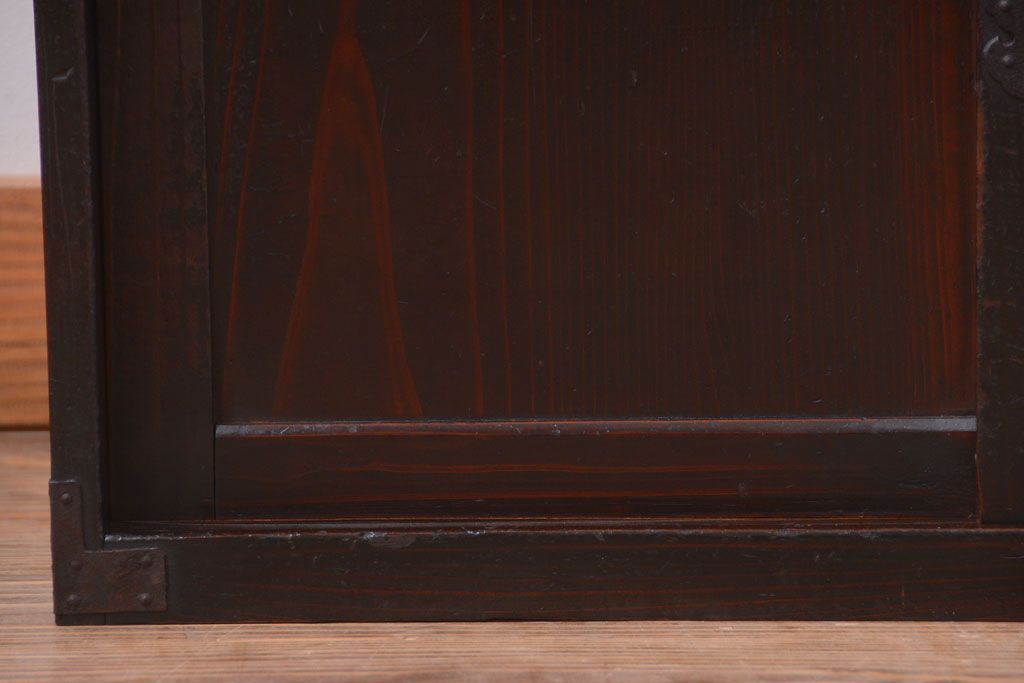 アンティーク家具　古民具・骨董　明治期　古い木のシンプルなアンティーク戸棚