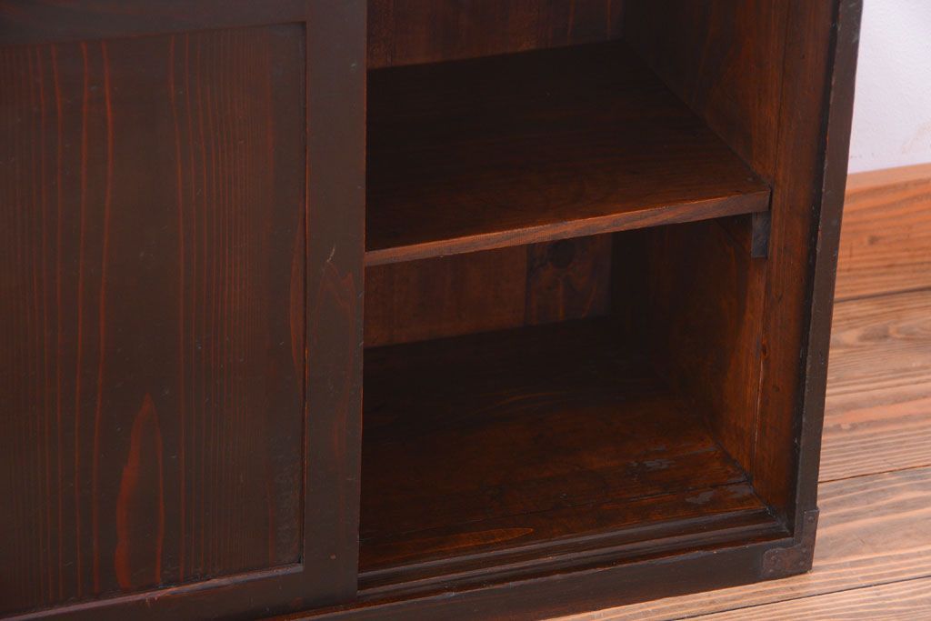 アンティーク家具　古民具・骨董　明治期　古い木のシンプルなアンティーク戸棚